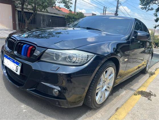 BMW 318i 2.0 SPORT 16V GASOLINA 4P AUTOMÁTICO BMW 318i 2.0 SPORT 16V GASOLINA 4P AUTOMÁTICO